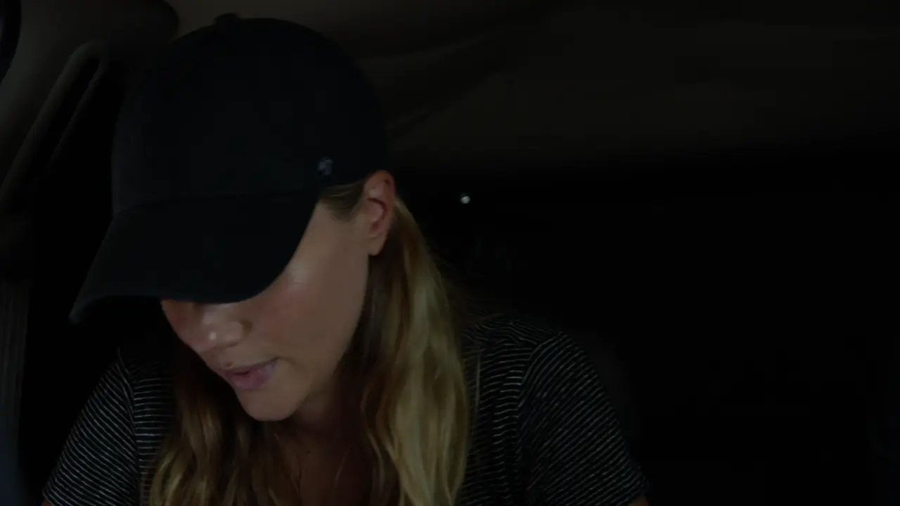 Chicago.PD.S10E01.Lascialo.sanguinare.1080p.WEBMux.ITA.ENG.x264-BlackBit[screenshot 5]