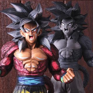 32 cm. DRAGON BALL GT Figura Goku Super Saiyan 4 Master Stars Piece 3 colores