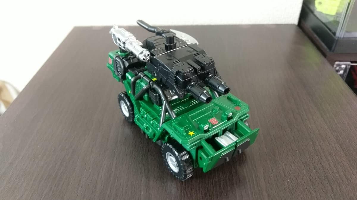 1477921207-uw-lynx-king-06