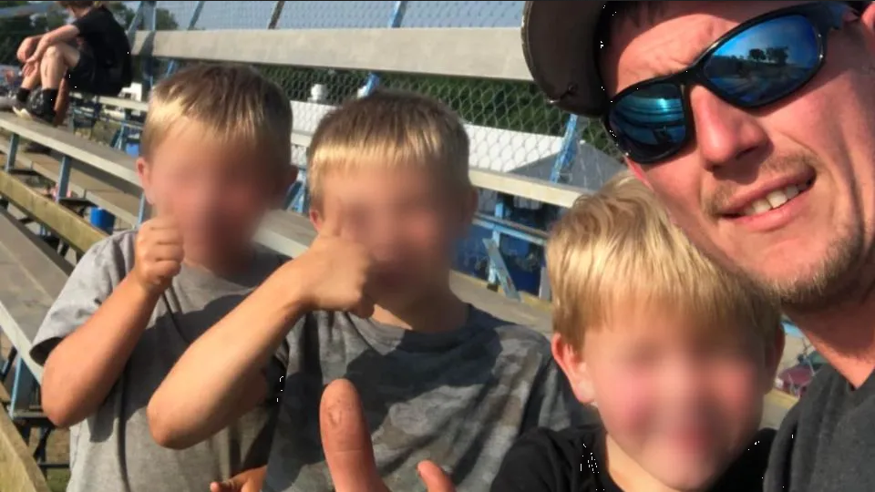 Puso en fila y ejecutó a sus 3 hijos con un rifle: tiroteo en Ohio