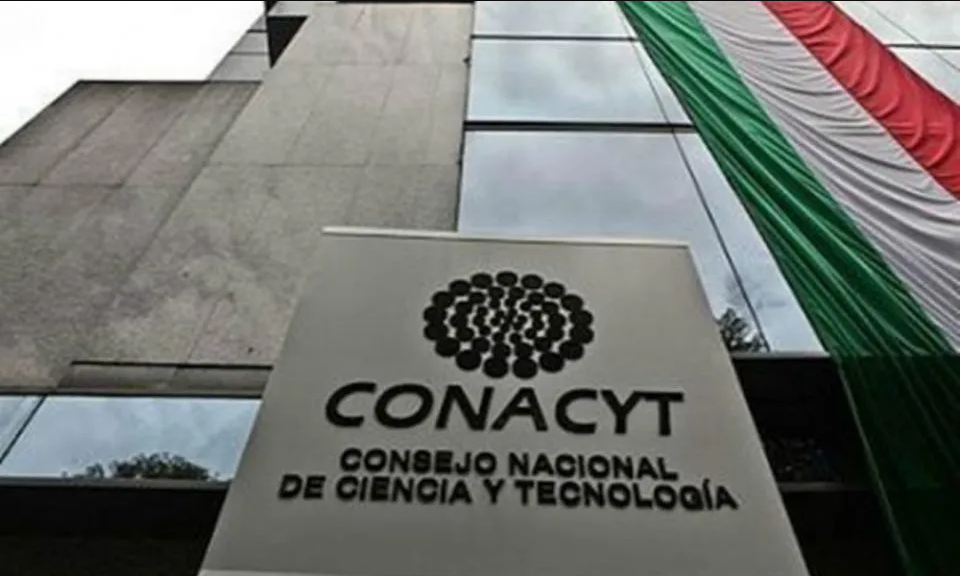Diputados critican iniciativa que desaparece al Conacyt