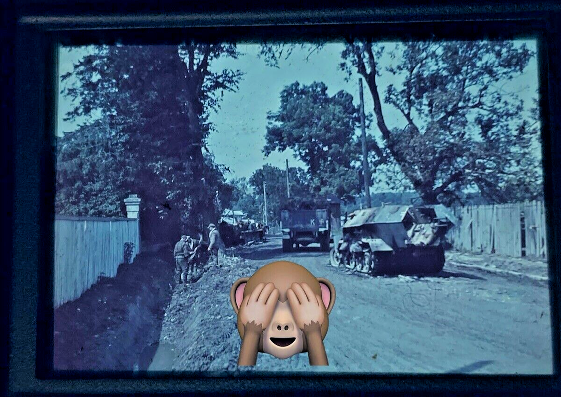 Dia Russland zerstörter Wehrmacht Panzer Transporter LKW Truck