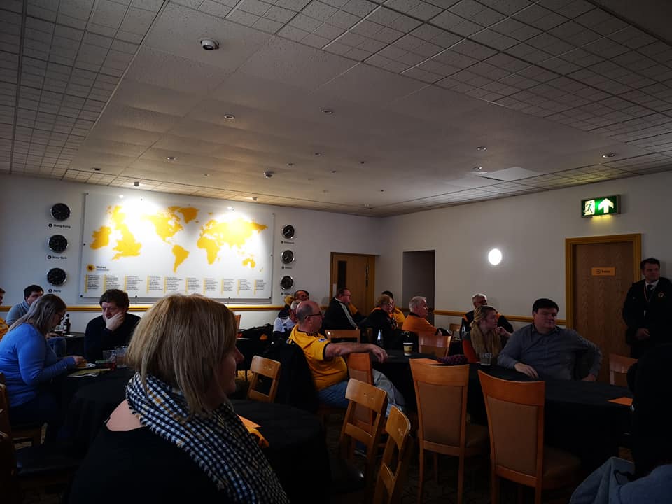 ANDY-THOMPSON-12-Worldwide-Wolves-Lounge-15-12-2018.jpg