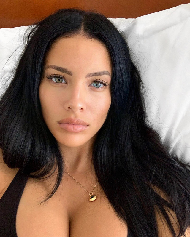 sherisecromwell posts 2019-08-15 14.58 B1M1cQ6g025_1_1 67695344_931641833864728_5218744104557783534_