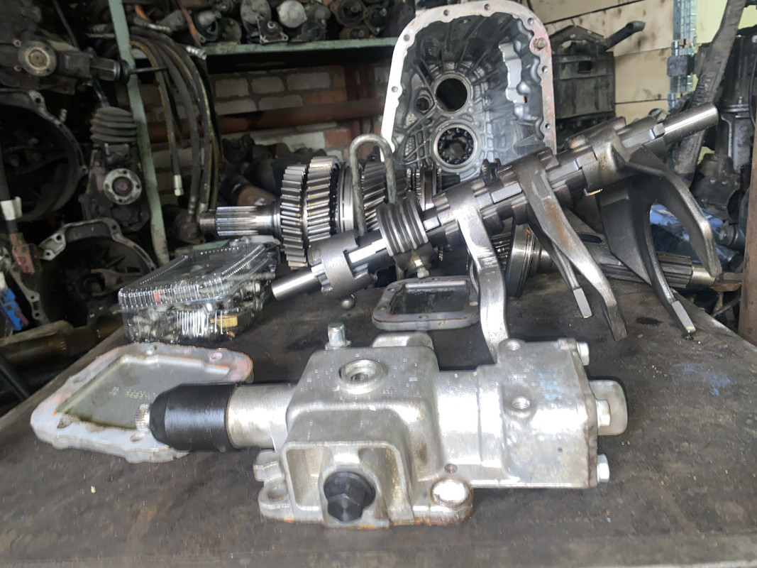 B0B0B471-AE73-4B5E-B031-59D97BF1729D