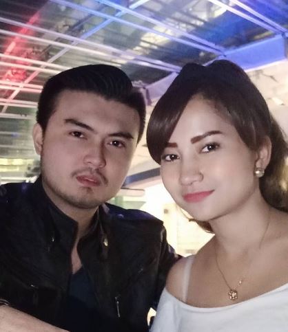 Gilbert dan istri