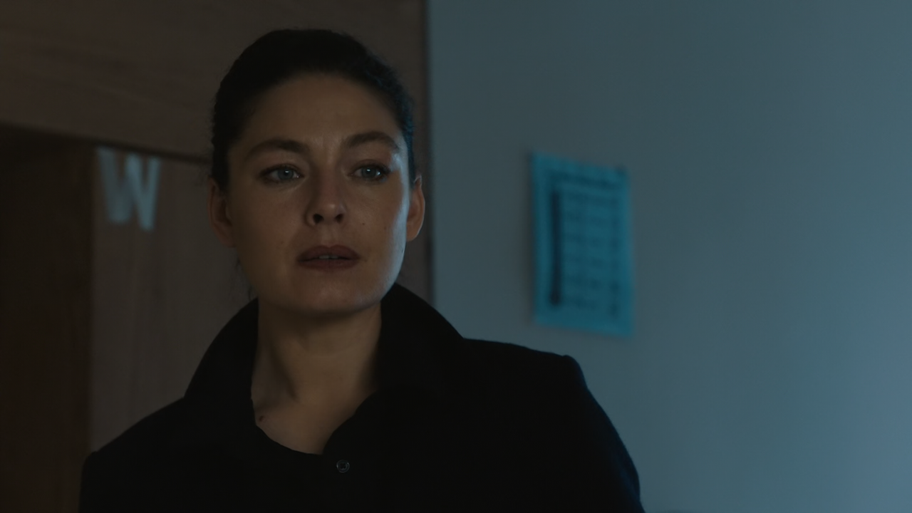 FBI.Most.Wanted.S03E19.Whack.Job.1080p.10bit.AMZN.WEB-DL.DDP5.1.HEVC-Vyndros.mkv_snapshot_14.49_[202