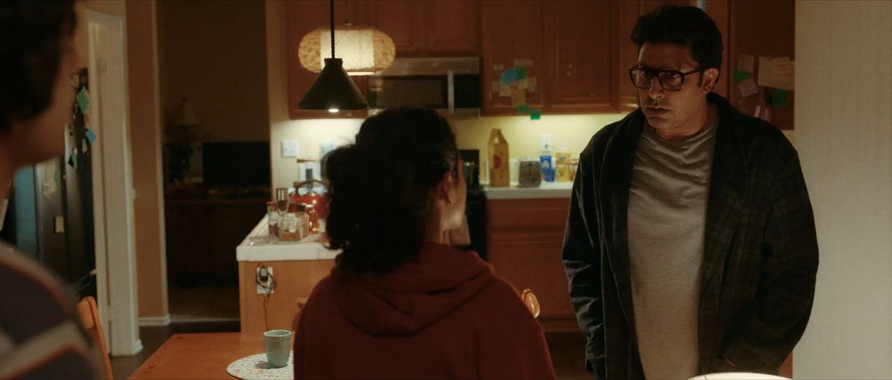 I Want to Talk 2024 WebRip [Hindi] 480p, 720p ESub Screenshot
