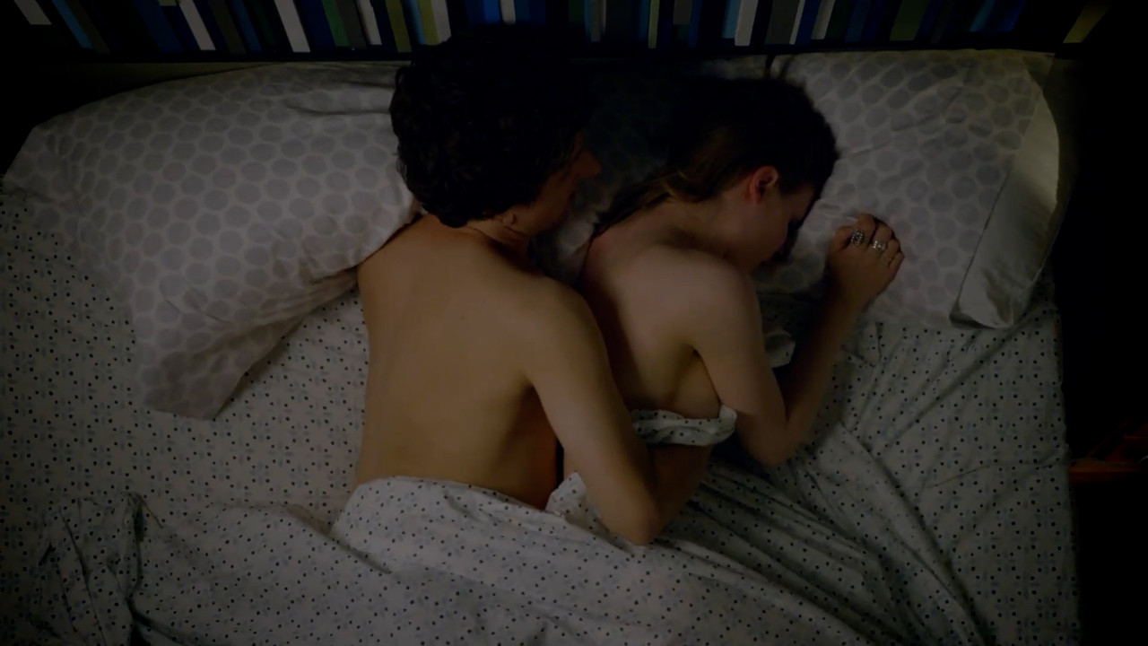 Love.S01_compilation.00_08_31_20.Still047