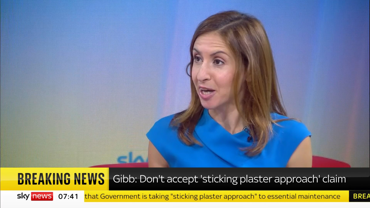 09.05 - 07.00.01 - Breakfast with Kay Burley. All the big stories of ....ts_snapshot_41.35.829