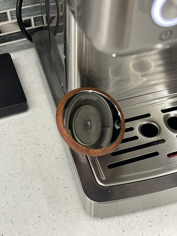 [Image: oglinda.jpg]