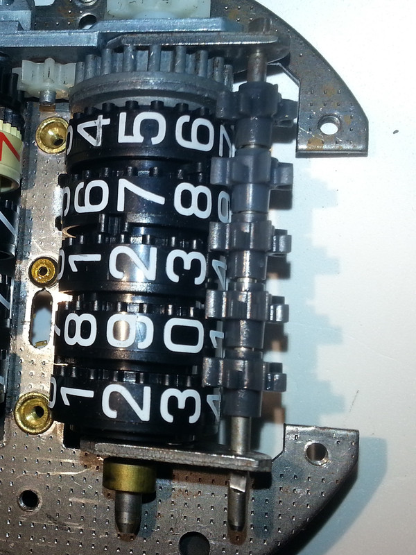 W460 Compteur rouleaux chiffres vue arrière Zoom