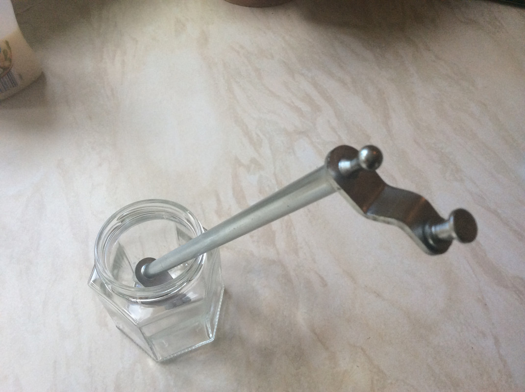 5AE38975-20CF-4784-BF71-2E4CCD7BF511