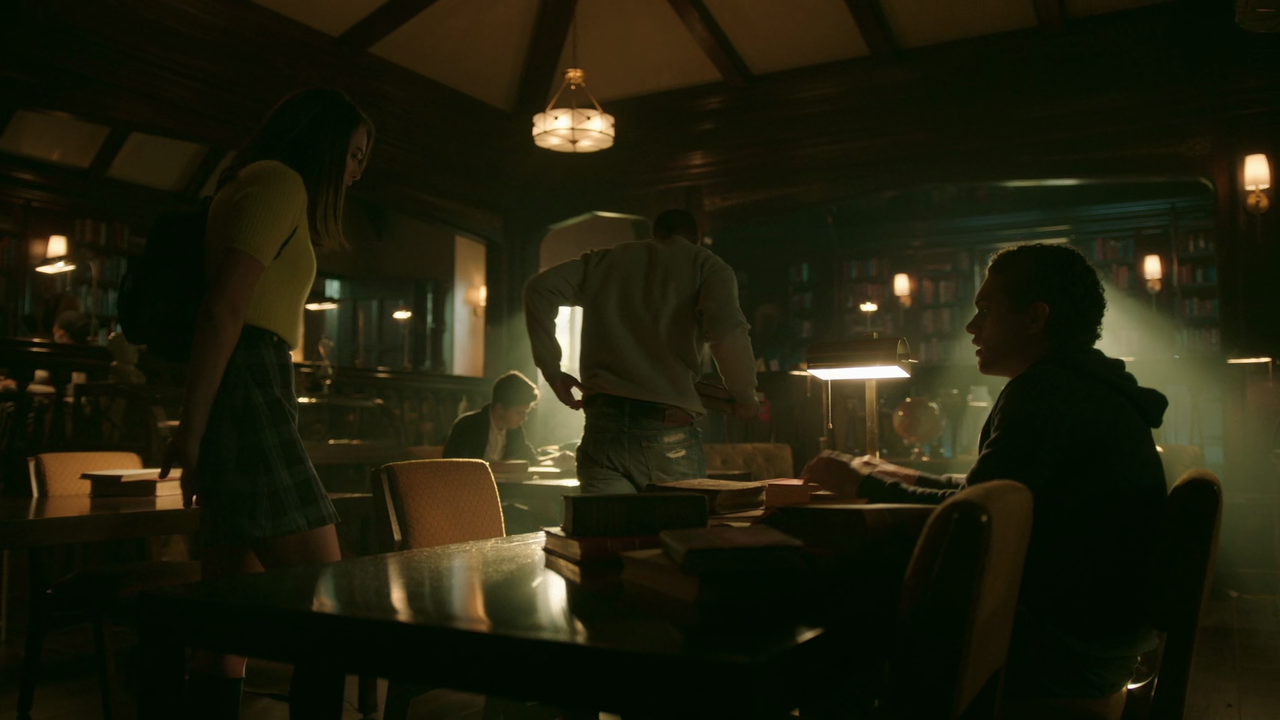 Legacies S02E07 It Will All Be Painfully Clear Soon Enough 1080p AMZN Webrip x265 10bit EAC3 5 1 Goki