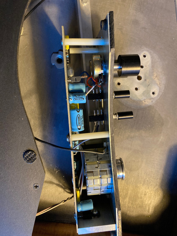4-A44-CB35-B966-4247-AD66-59-E0-C5-E665-BC.jpg