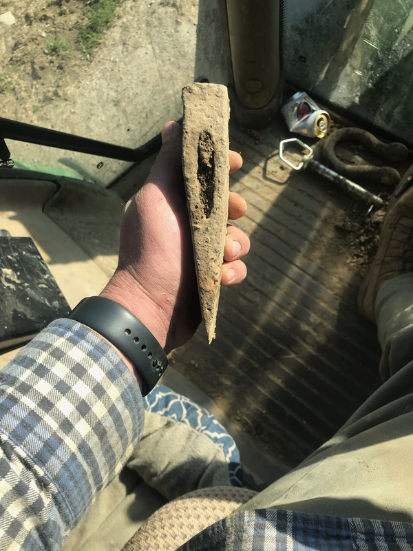 3B292CA0-FBFF-4AF1-8CE1-1FC7D81BCC06