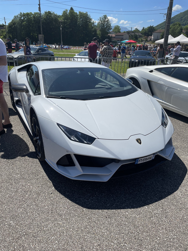 A79B8B41-CE56-4C1A-9A10-15415B800519