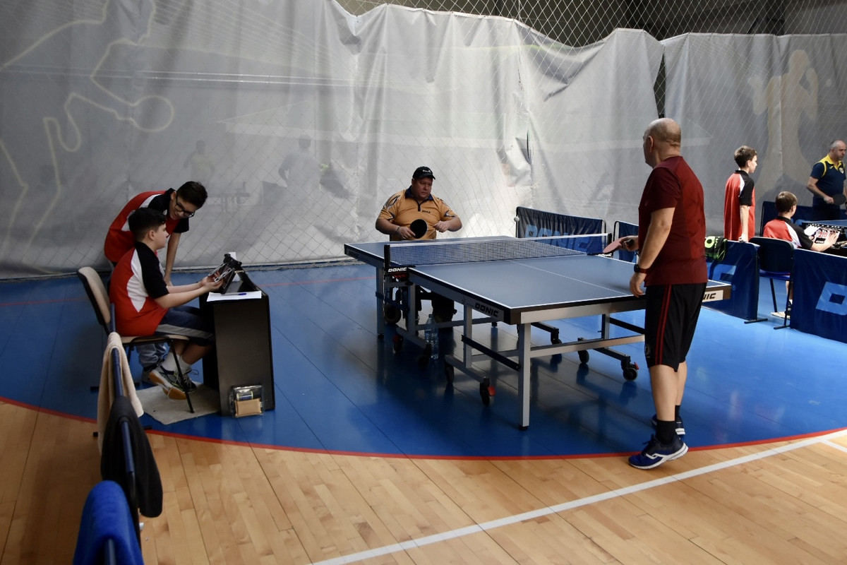 0745E4D3-DABF-40FC-8437-36ABAE7A5273