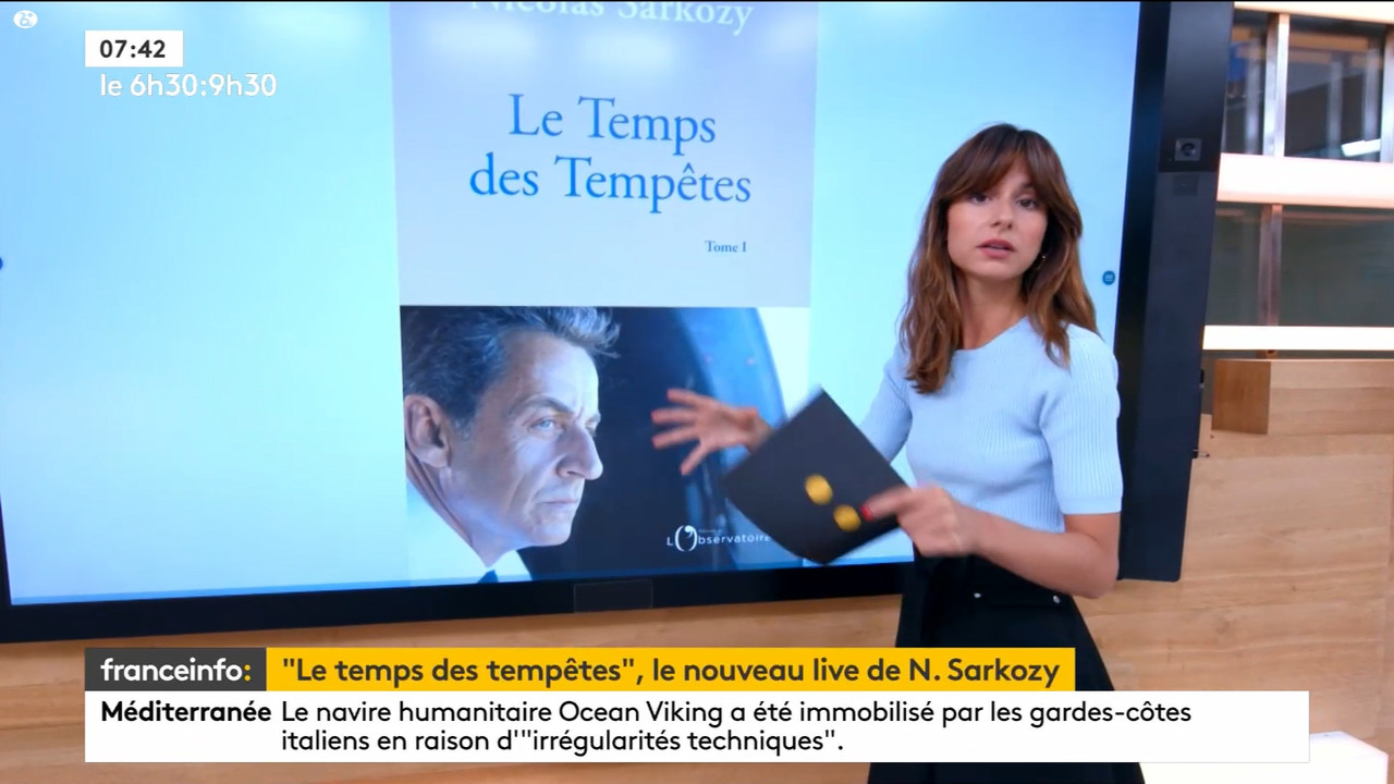 23 July - 05.29.00 - 9h30. Entre JT, chroniques, invités et revues de p....ts_snapshot_01.19.14.105