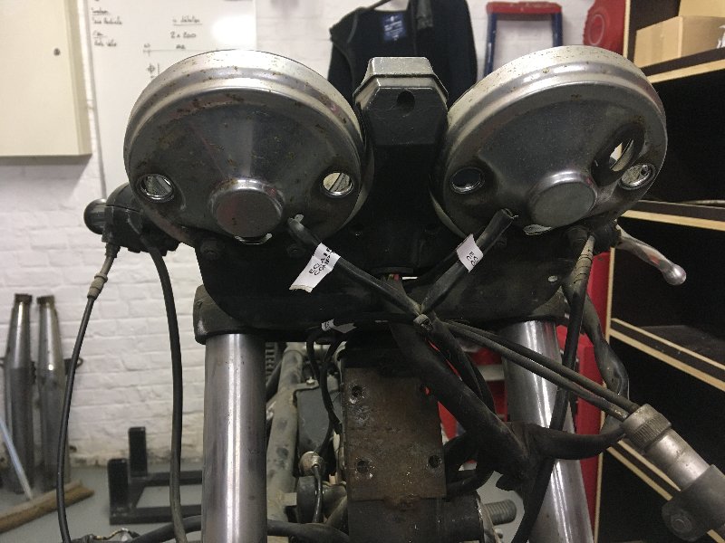 2B6E40E9-1494-4E4D-96CC-FF7F1183C554