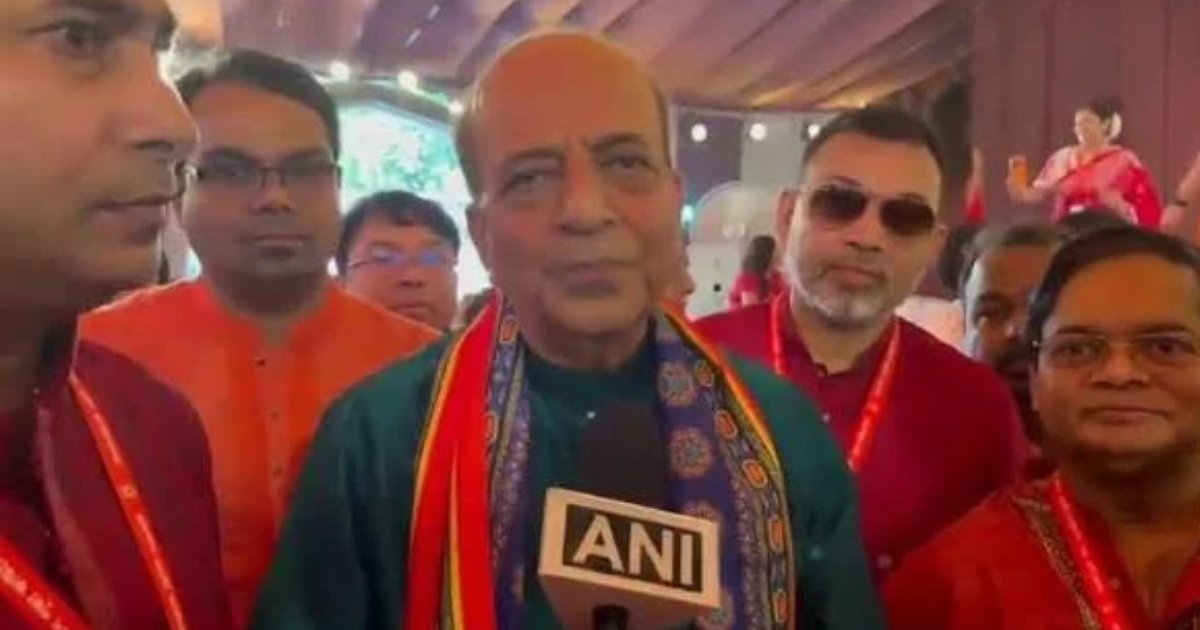 এবার বাংলাদেশে সৌহার্দ্যপূর্ণ দুর্গাপূজা উদ্‌যাপিত হচ্ছে: দিনেশ ত্রিবেদী