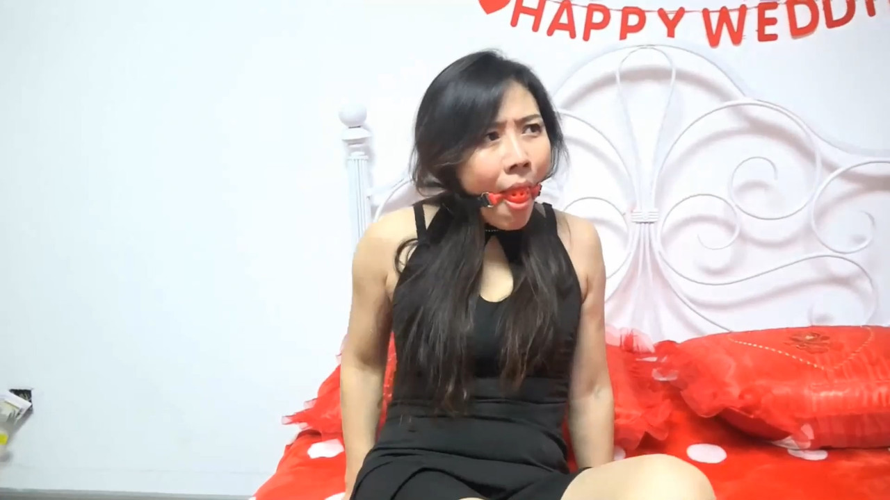 逍遥 报复~李然VS琪琪主演完美的老狼风.mp4_20220310_185251.030