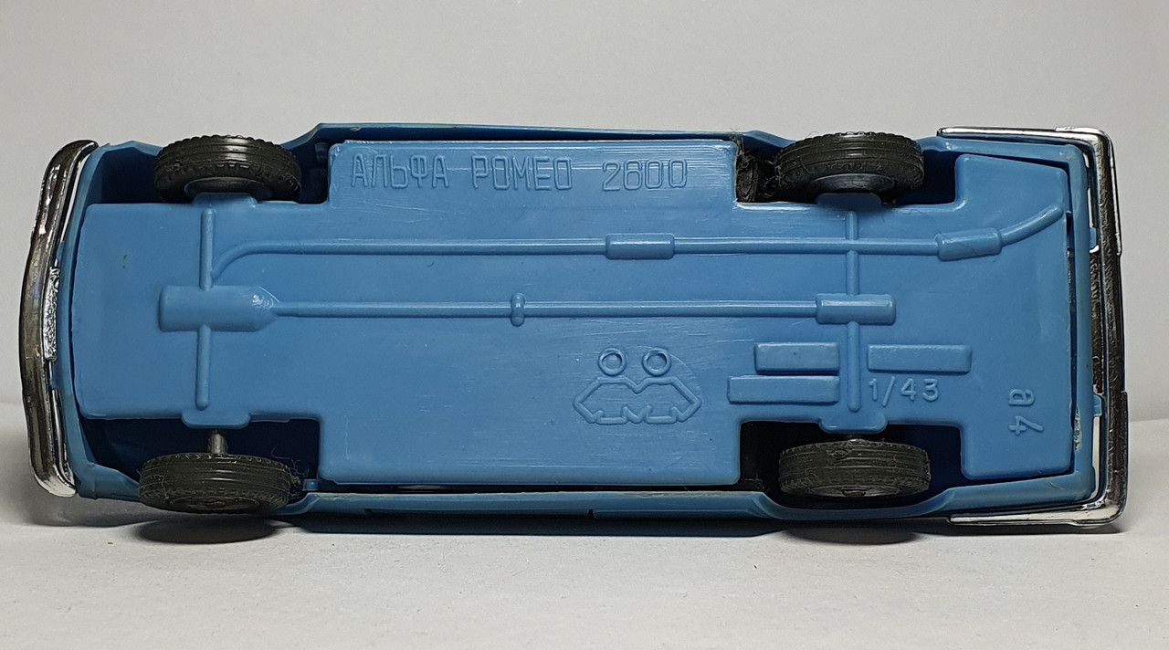 Alfa Romeo 2600 (1)