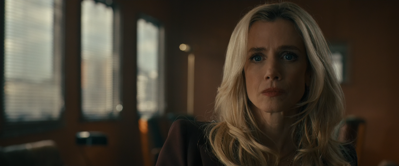 MobLand.S01E10.The.Beast.in.Me.2160p.10bit.AMZN.WEB-DL.DDP5.1.HEVC-Vyndros.mkv_snapshot_08.56_[2025.