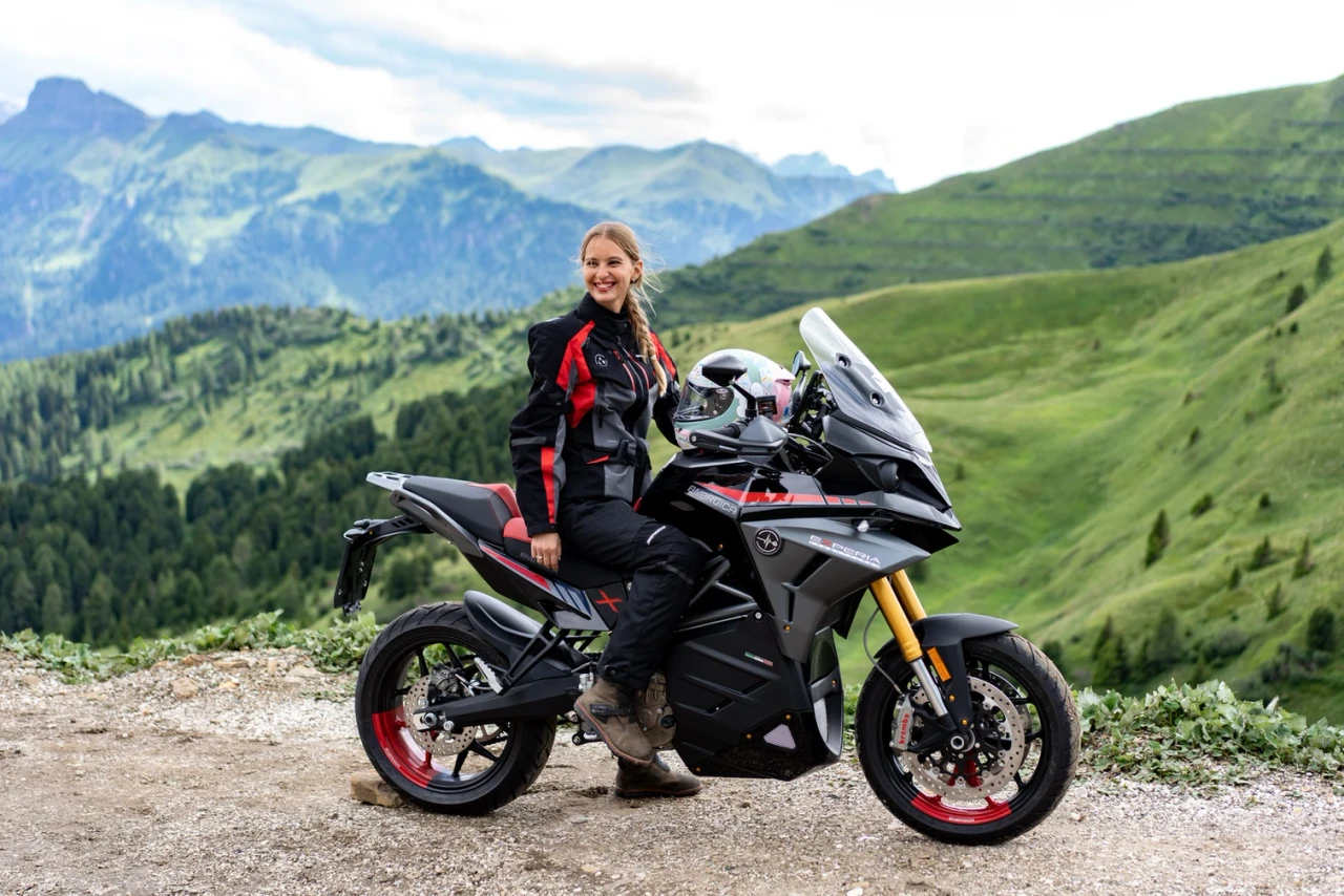 026a62 19c5b70af9a34987ae27e7d46d05b63d mv2