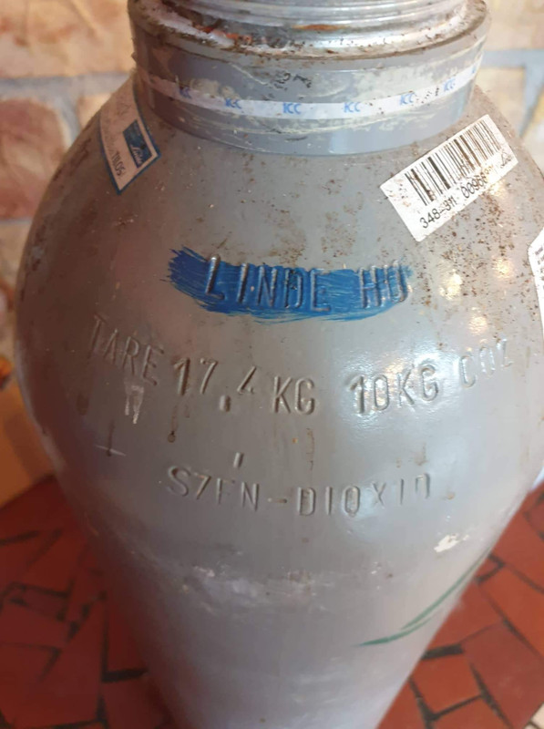 09F8C07B-2C7C-428B-B22C-A666F9B84789