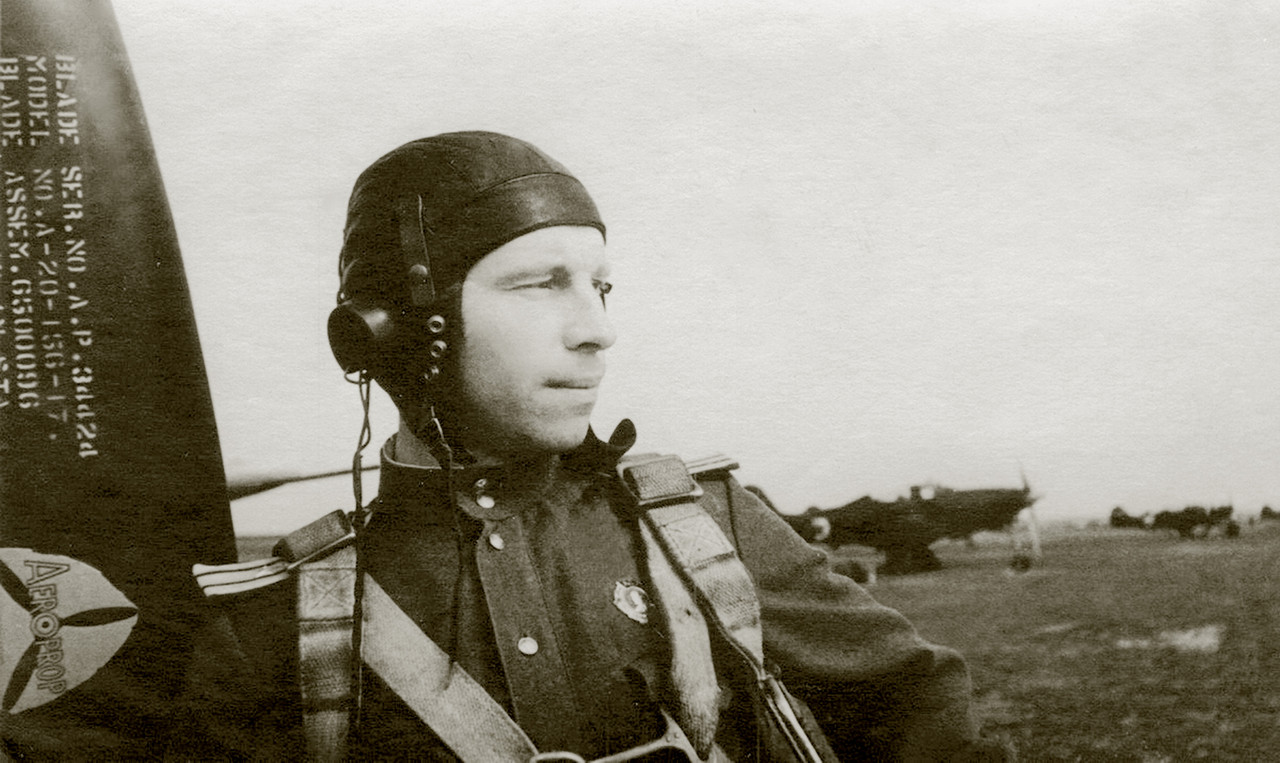 Bell-P-39Q-Airacobra-651IAP-36IAD-PVO-Major-Berlov-CO-Western-Air-Defense-Front-May-1945-01