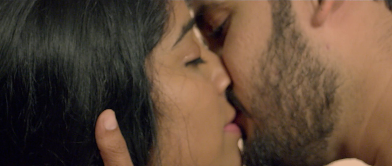 Pyar Hi Pyar 2021.1080p.AMZN.mkv_snapshot_10.24_[2021.07.09_16.46.16]