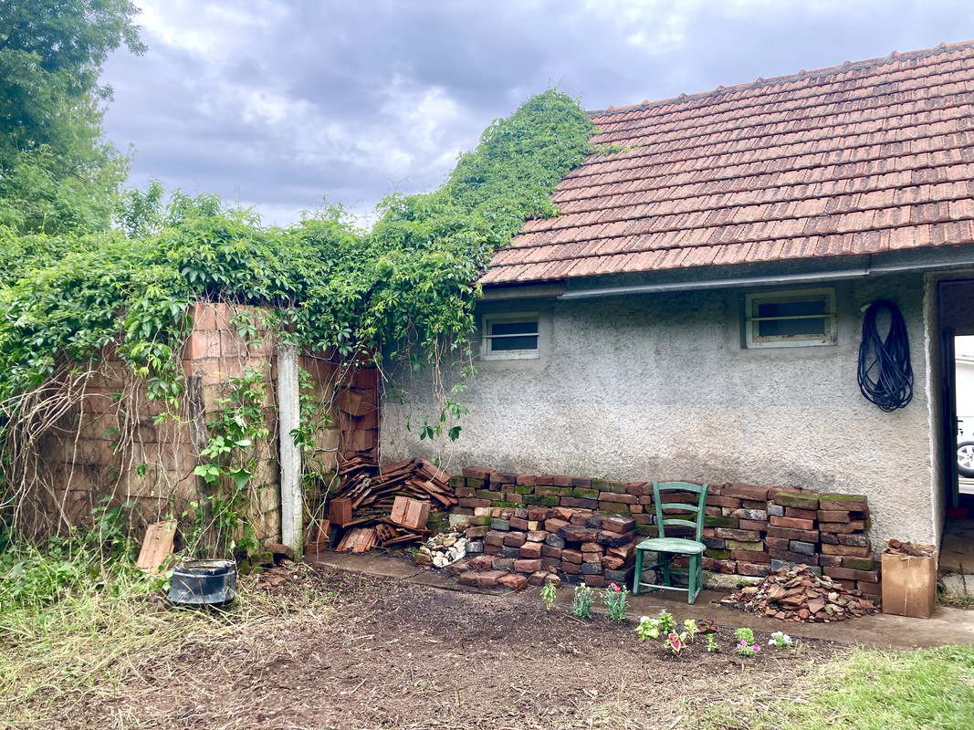 B8F4F435-11F1-4AAE-8DD2-19DF089C9A06