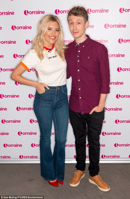 4D41A2BB00000578-5848431-image-m-28_1529074357846