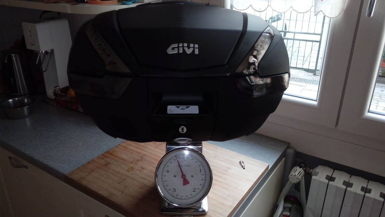 givi 4,7 kg