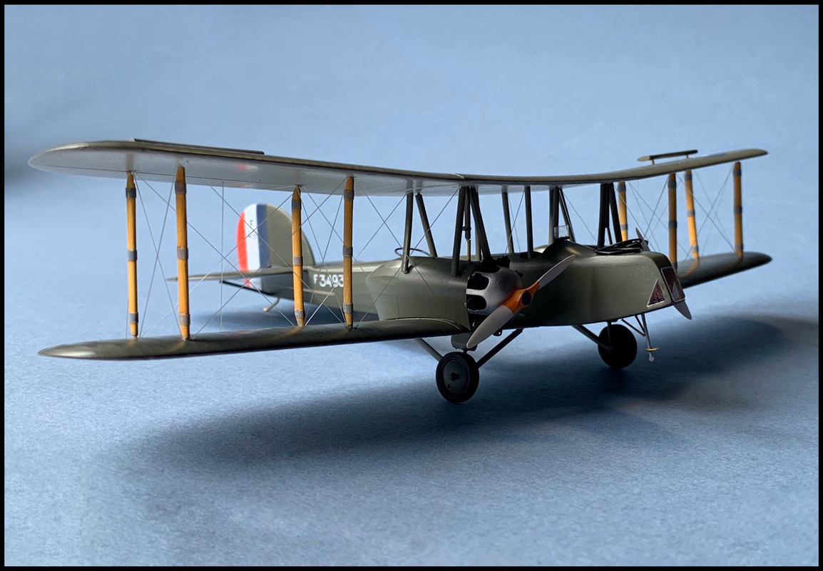 8E5B651F-3ED1-418E-9B48-E910EEF7BEBF