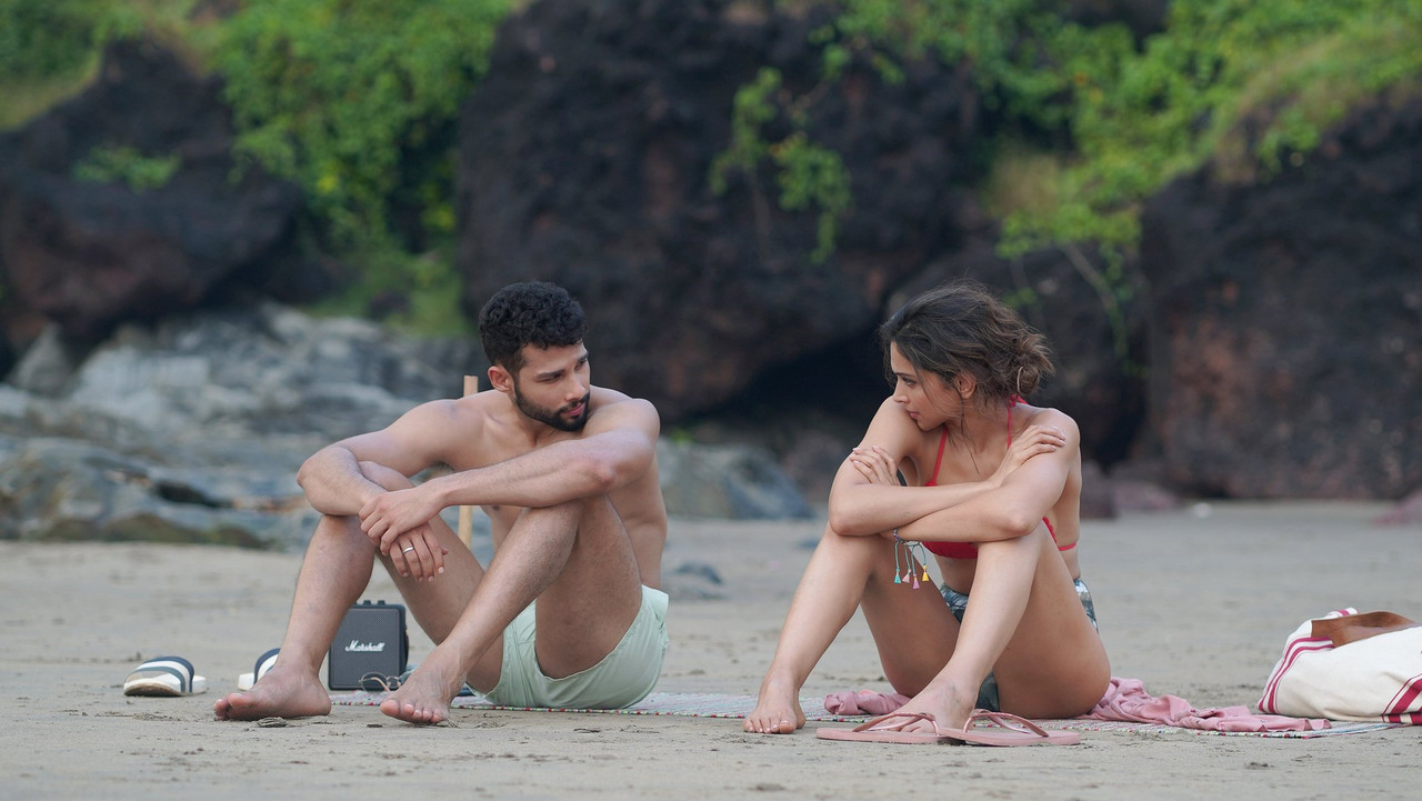 deepika-padukone-and-siddhant-chaturvedi