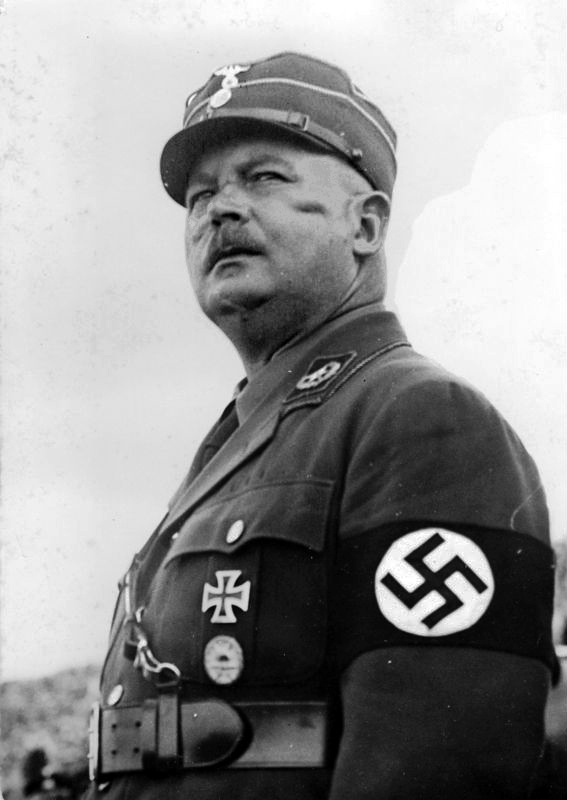 Ernst Julius Günther Röhm, militar alemán, cofundador y comandante de las SA. 1931-1934 Ernst Julius Günther Röhm, militar alemán, cofundador y comandante de las SA. 1931-1934