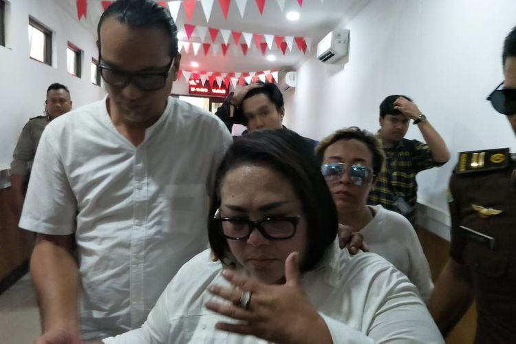 Nunung dan suami