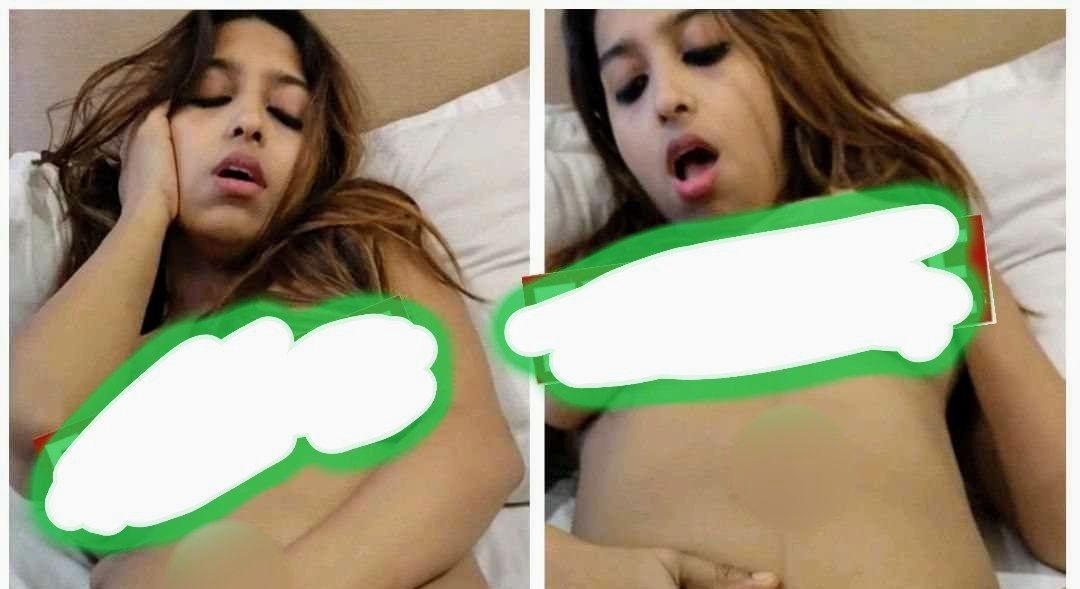 Beautifull instagram model rubbing her pussy and moaning full nude viral