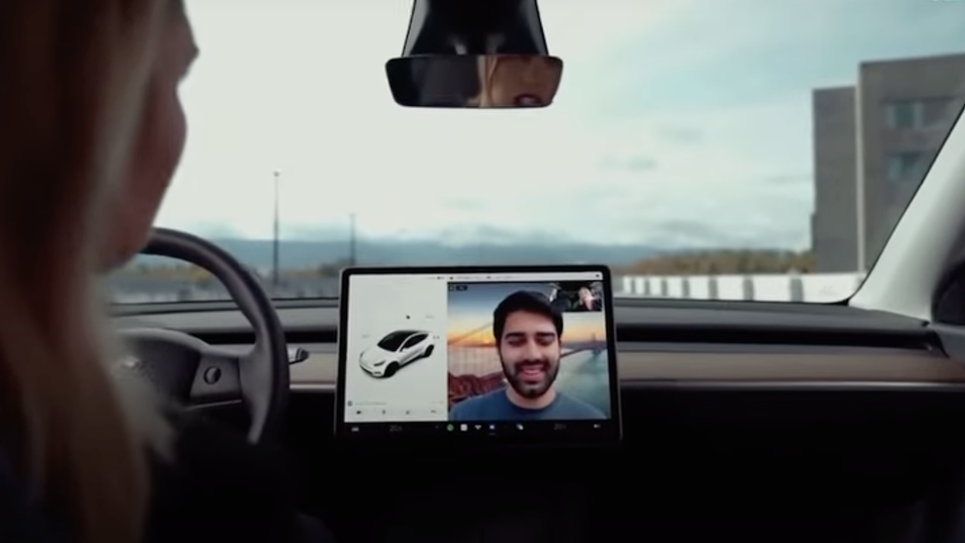 Zoom dans une Tesla