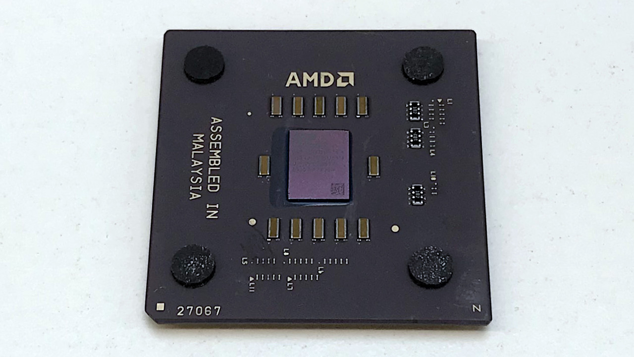 AMD-Duron-1300.jpg