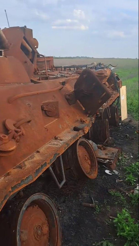 1002 BTR-82AT destr 05 05 23