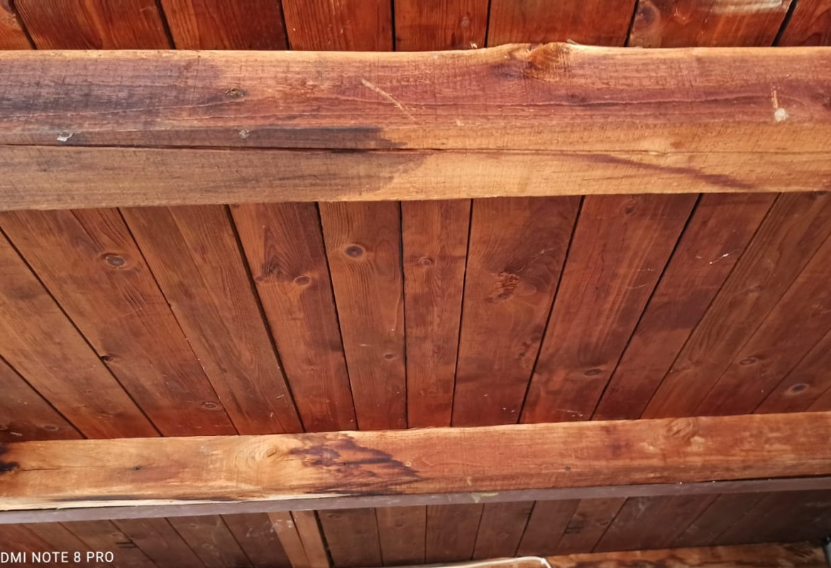 soffitto di travi e tavole