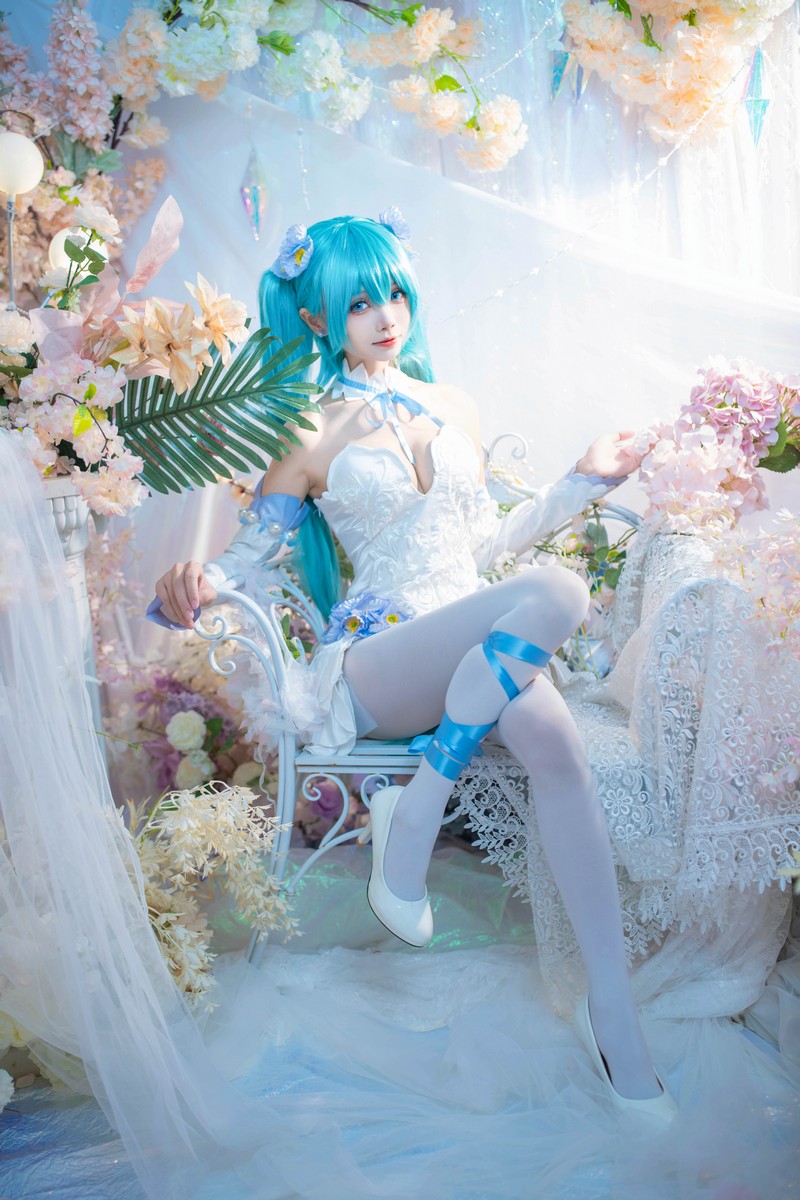 艾西Aiwest 初音未来粉蝶花Cosplay写真图集 Miku高清美图 44P (159.9M)插图9