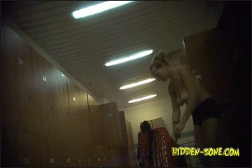 [Image: Voyeur32505151815.jpg]