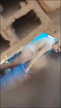 [Image: Voyeur15065075537.jpg]