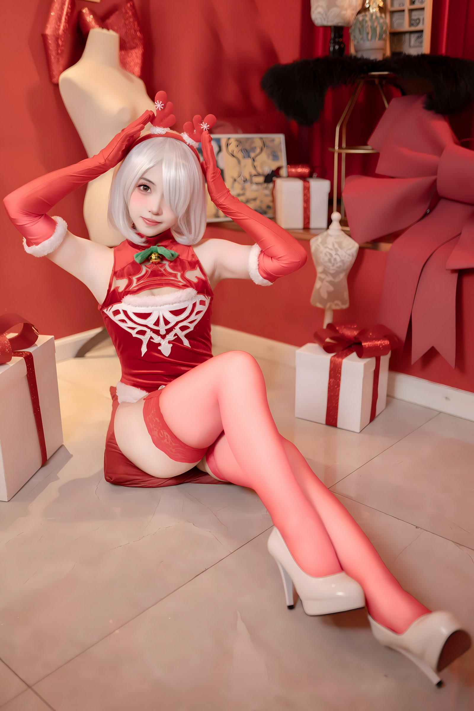 Bangni邦尼 – 圣诞尼尔 红裙御姐 Cosplay 写真集（132P-3V-966MB）插图5
