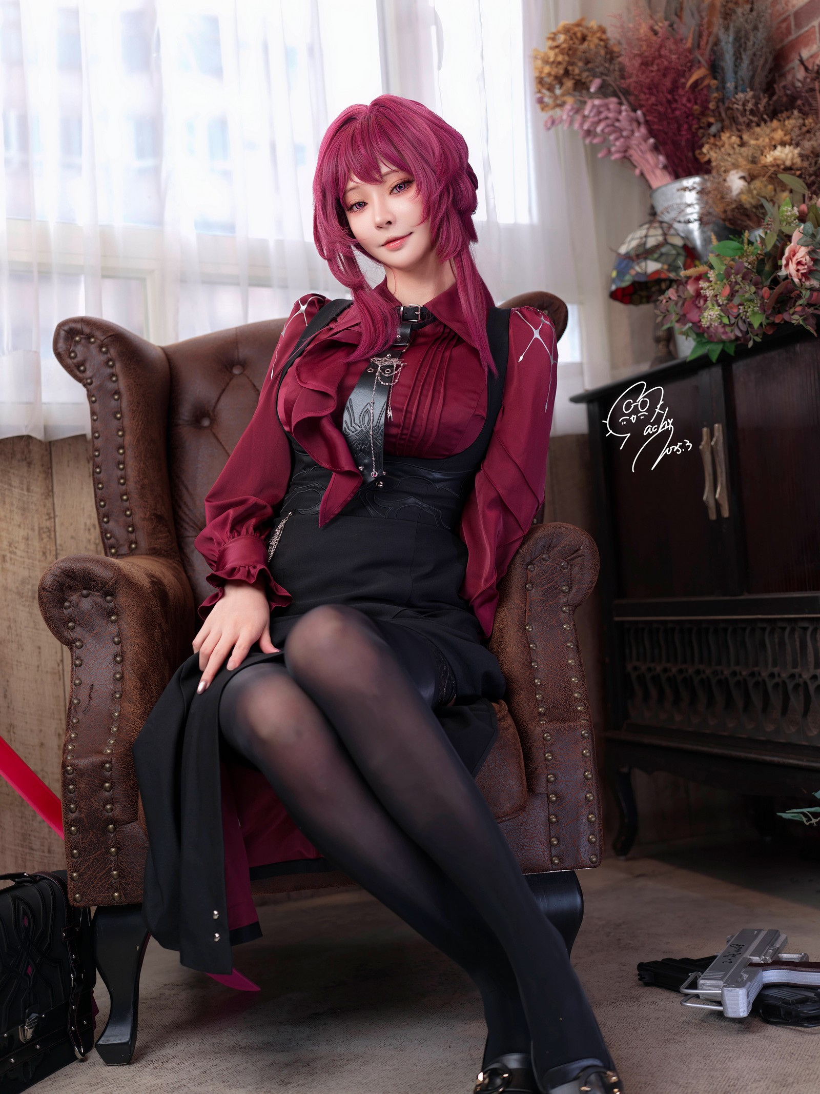 Machi马吉 Kafka 卡芙卡Cosplay写真合集｜魅惑风高清套图（68P-238.2M）插图2