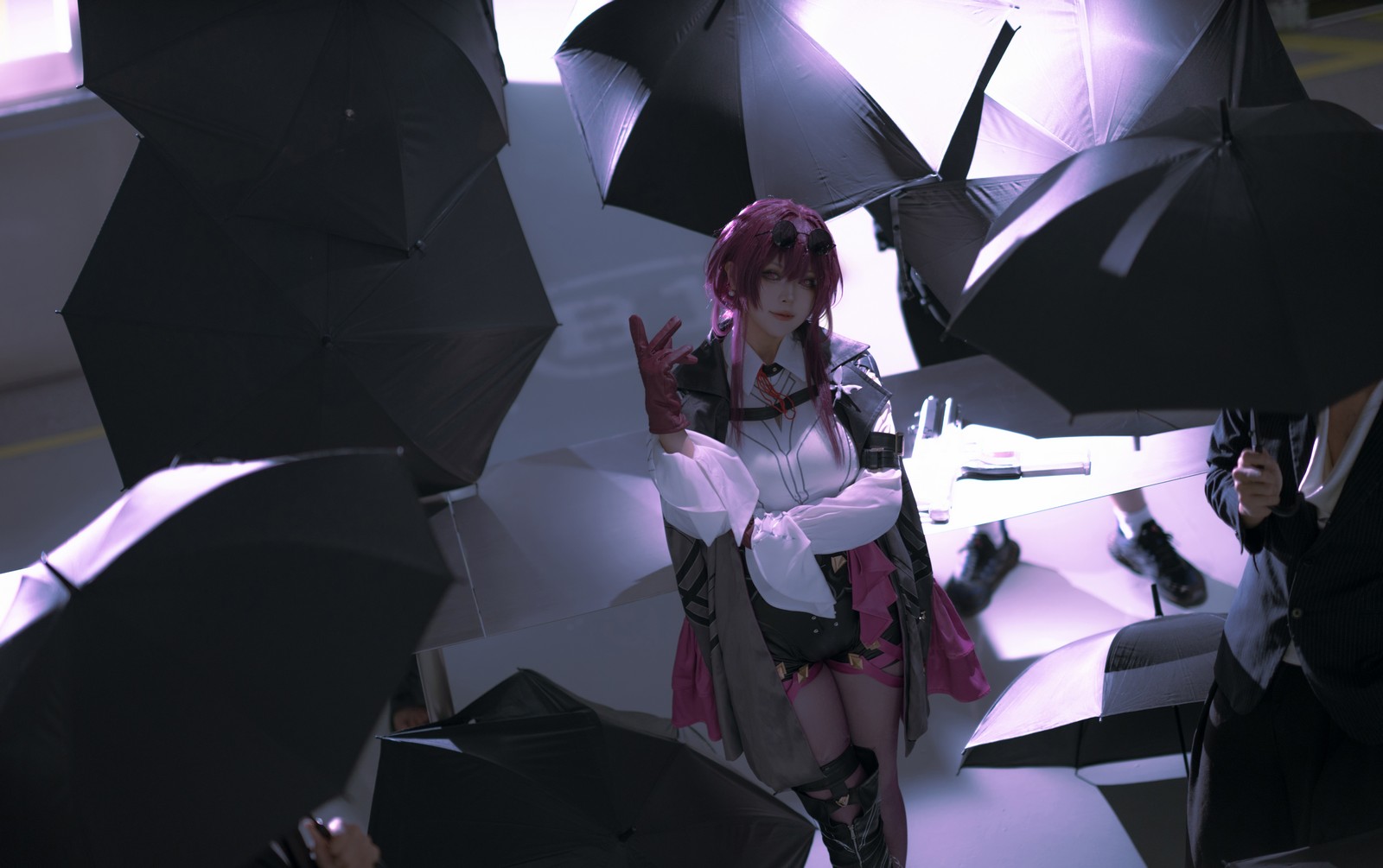 w百合欧皇子w 卡芙卡写真集 – Kafka COS 崩坏星穹铁道高清图 [15P-149MB]插图8